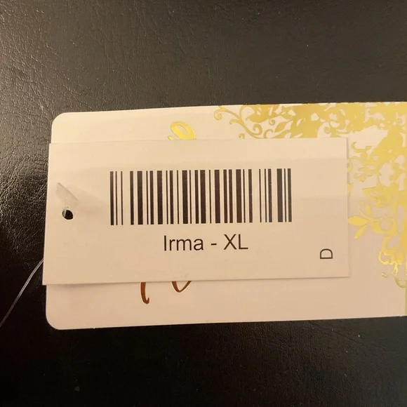 Disney LuLaRoe Minnie Top - Picture 4 of 4